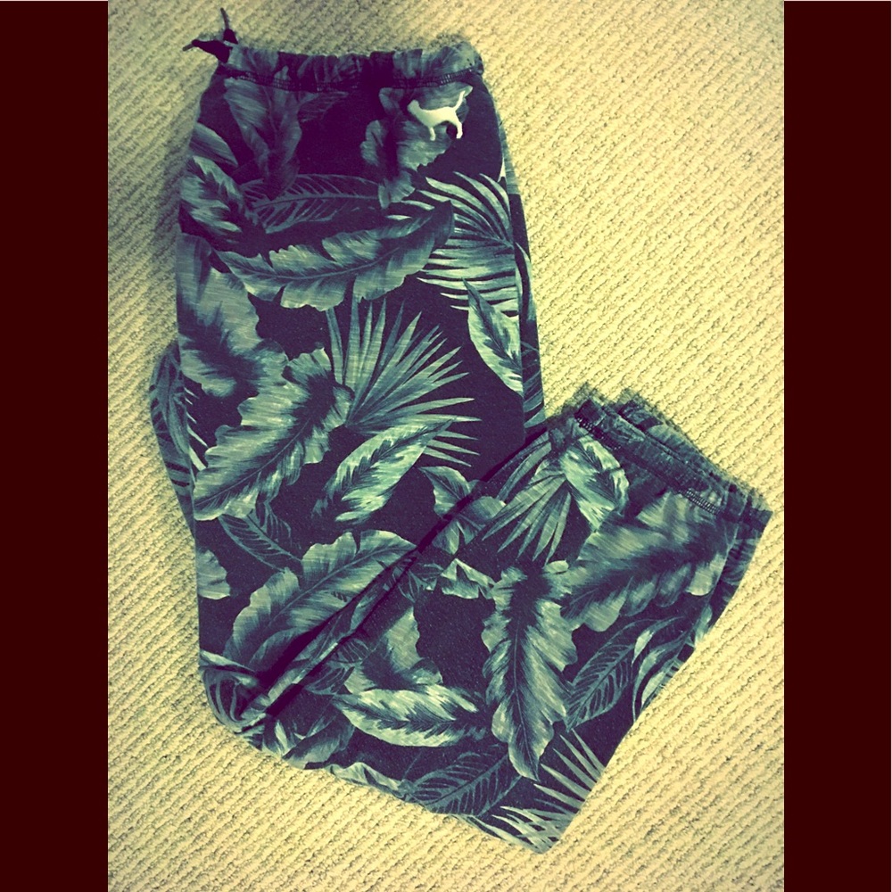 Victoria’s Secret PINK palm sweatpants LG
